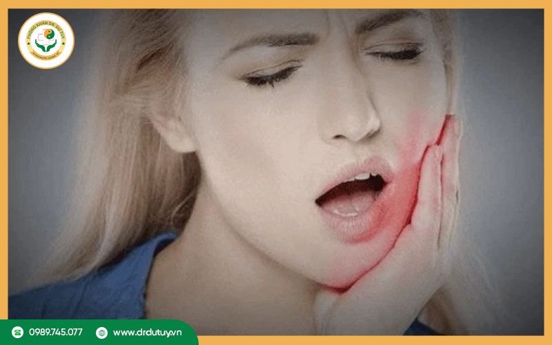 Dấu hiệu viêm áp xe má