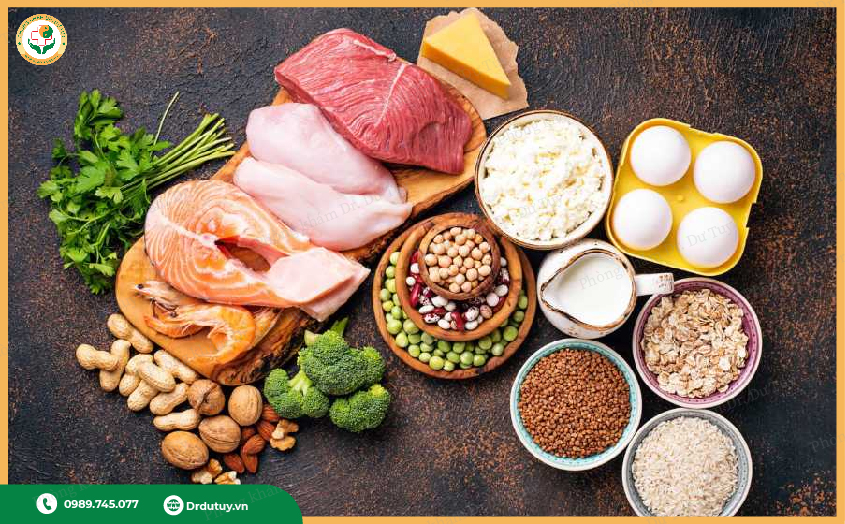 chia sẻ chế độ dinh dưỡng cho người già bị loét da