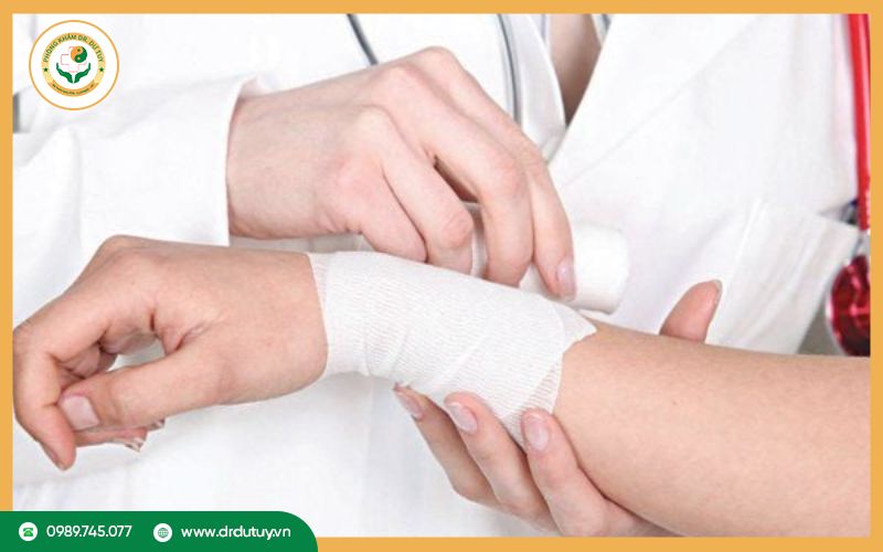 Tìm hiểu cách sơ cứu vết thương đúng cách