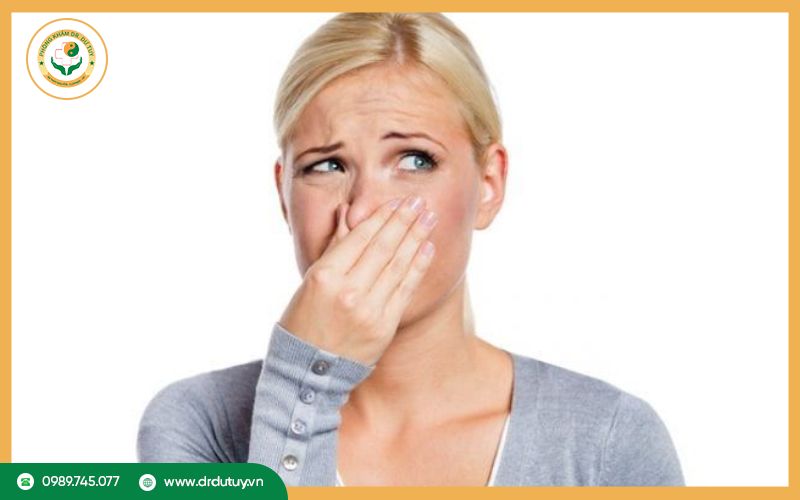 Vết thương có mùi hôi là bị gì?